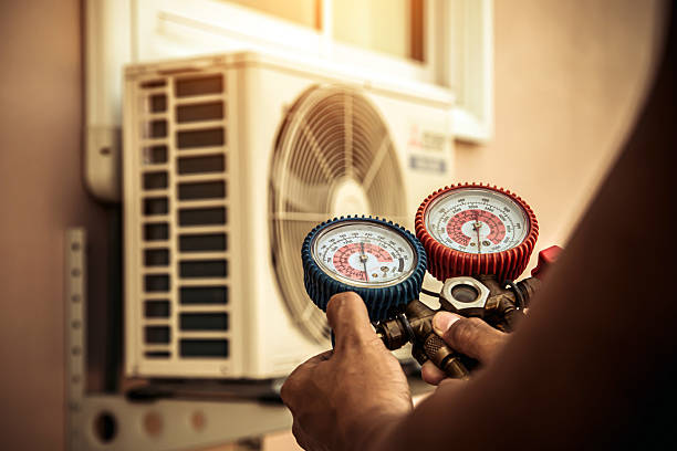 Professional Heat Pump Repair technician working in Waynesboro, GA
